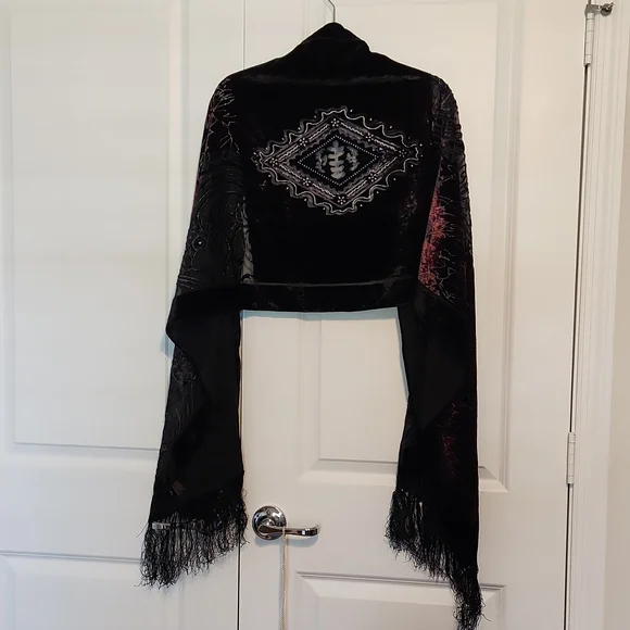 Black & Purple winter scarf - Picture 5 of 5